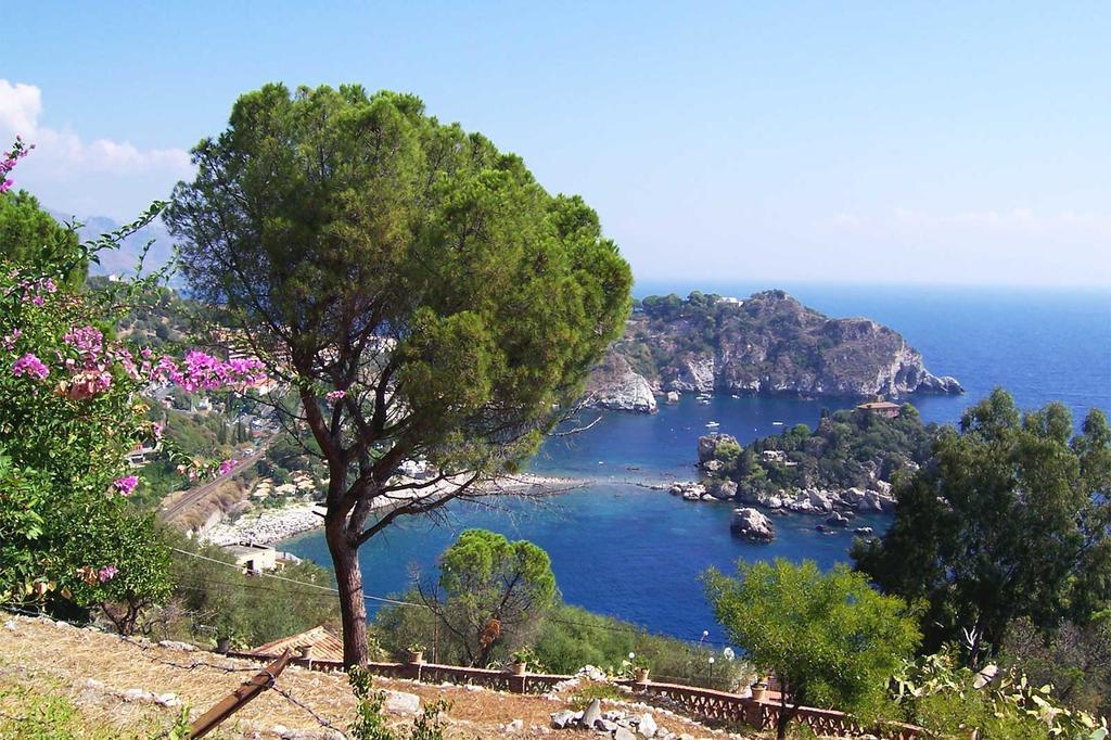 Fenetre Sur Le Blue Apartment Taormina Bagian luar foto